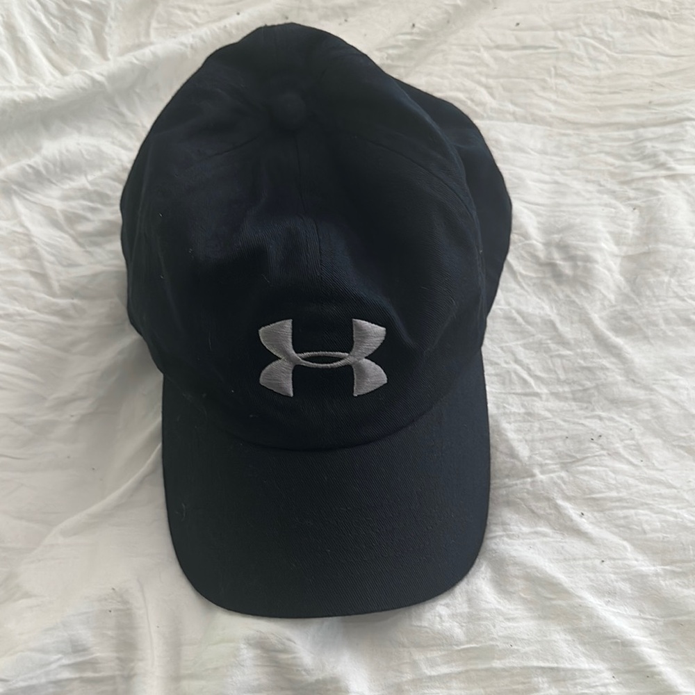 Like New Under Armour Black Cap with Silver Logo